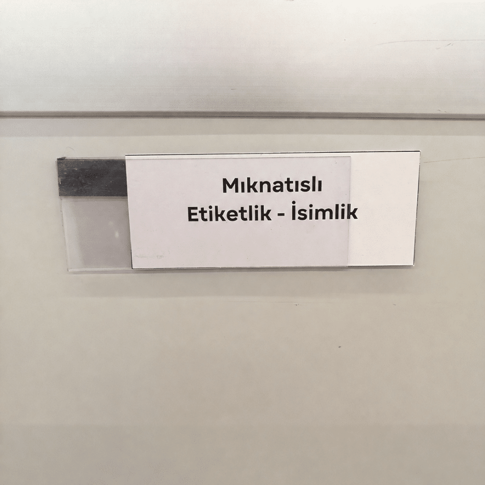 Cep Tipi Mıknatıslı Şeffaf Etiketlik 8x6cm (U Tipi)